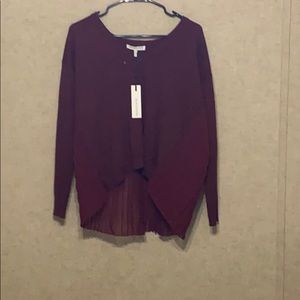 Burgundy top long sleeve